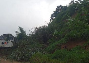 Perjalanan Kereta Dibatalkan Imbas Longsor di Bandung Barat